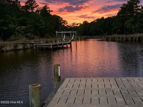 408 Tarpon Pointe Road Bath NC 27808