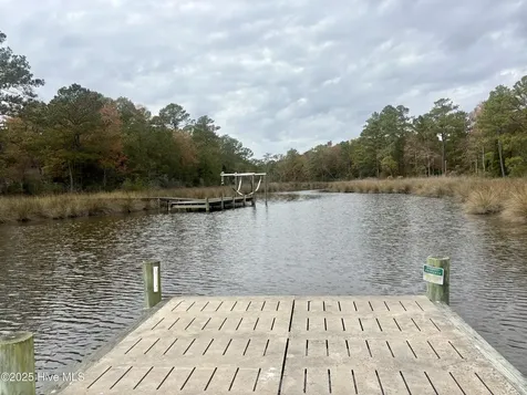 408 Tarpon Pointe Road Bath NC 27808