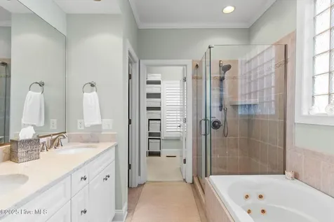 4223 W Tanager Court SE Southport NC 28461