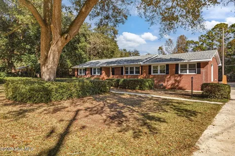 119 Futch Creek Road Wilmington NC 28411