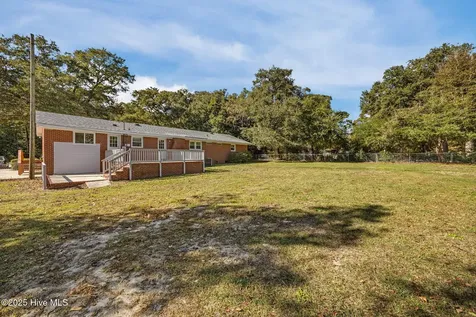 119 Futch Creek Road Wilmington NC 28411