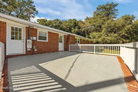119 Futch Creek Road Wilmington NC 28411