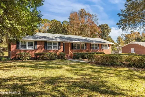 119 Futch Creek Road Wilmington NC 28411