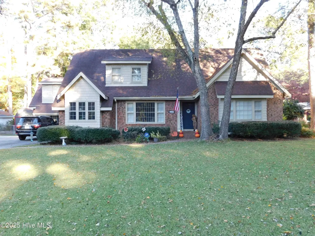 510 S Wilkinson Drive Laurinburg NC 28352