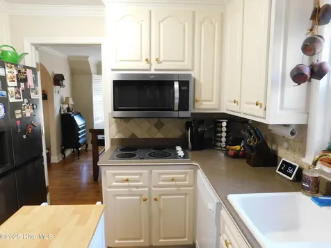 510 S Wilkinson Drive Laurinburg NC 28352