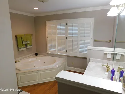 510 S Wilkinson Drive Laurinburg NC 28352