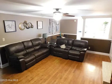 510 S Wilkinson Drive Laurinburg NC 28352