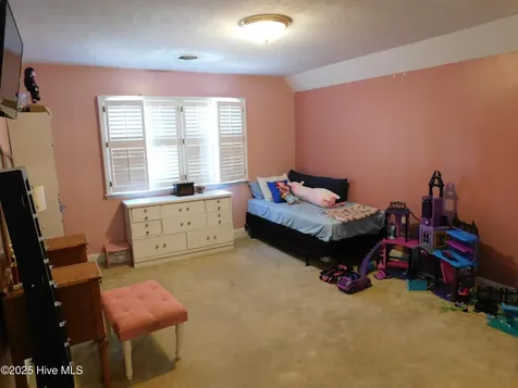 510 S Wilkinson Drive Laurinburg NC 28352