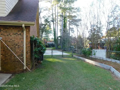 510 S Wilkinson Drive Laurinburg NC 28352