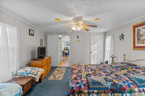 4568 Cedar Street SE Southport NC 28461