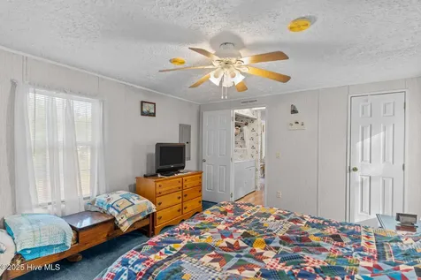 4568 Cedar Street SE Southport NC 28461