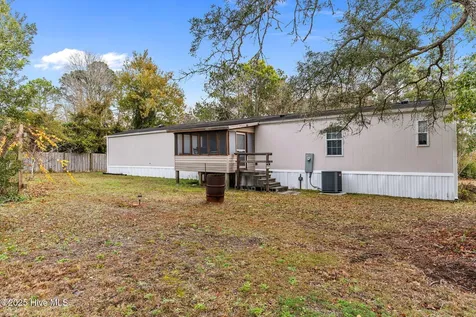 4568 Cedar Street SE Southport NC 28461