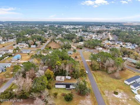 4568 Cedar Street SE Southport NC 28461