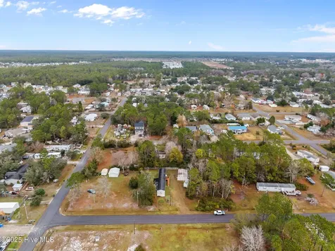4568 Cedar Street SE Southport NC 28461