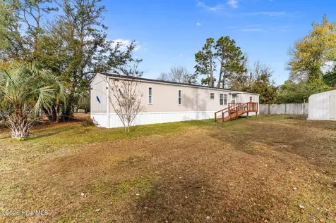 4568 Cedar Street SE Southport NC 28461