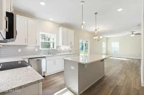 2009 Twilight Drive NE Winnabow NC 28479