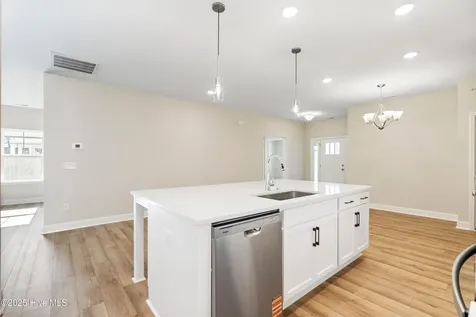 822 Red Sky Drive NE Winnabow NC 28479