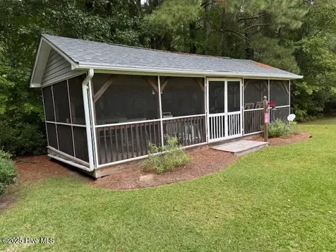9314 Doris Drive Oriental NC 28571