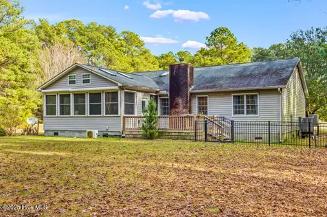9314 Doris Drive Oriental NC 28571