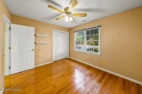 9314 Doris Drive Oriental NC 28571