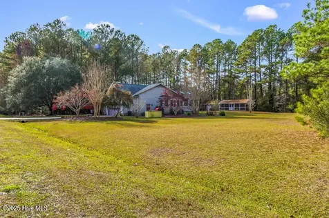 9314 Doris Drive Oriental NC 28571