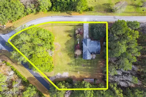 9314 Doris Drive Oriental NC 28571