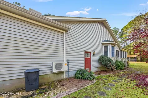 9314 Doris Drive Oriental NC 28571