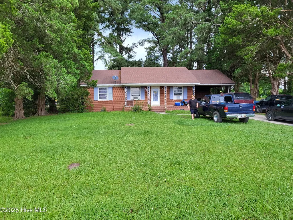 260 Pearl Street Aurora NC 27806