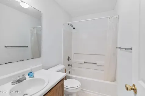 1132 Hoke Loop Road Fayetteville NC 28314