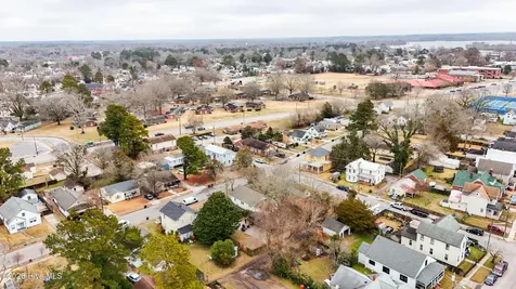 603 Maple Street Elizabeth City NC 27909