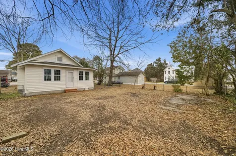 603 Maple Street Elizabeth City NC 27909
