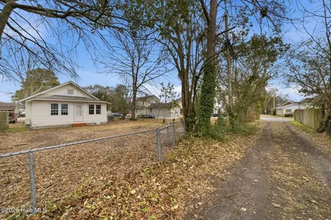 603 Maple Street Elizabeth City NC 27909