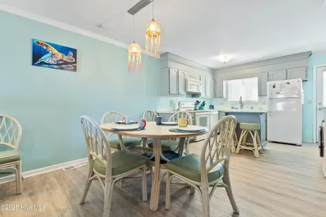 447 E 2nd Street Ocean Isle Beach NC 28469