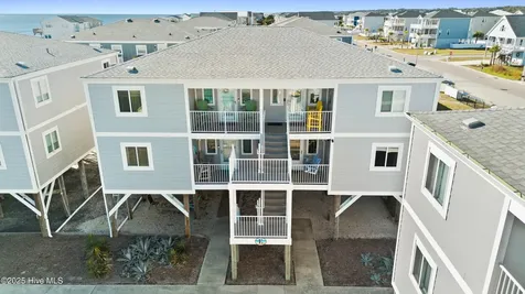 447 E 2nd Street Ocean Isle Beach NC 28469
