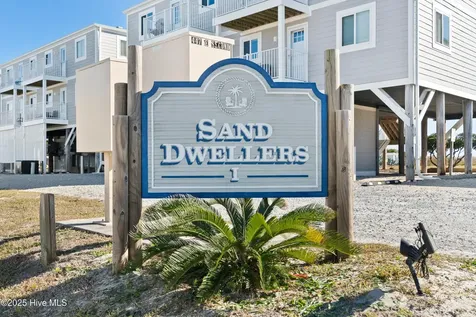 447 E 2nd Street Ocean Isle Beach NC 28469