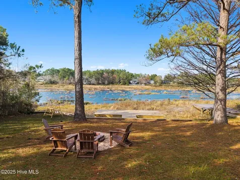 821 S Shore Drive Southport NC 28461