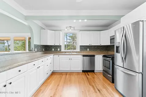 821 S Shore Drive Southport NC 28461