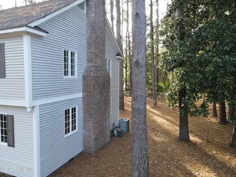 511 S Wilkinson Drive Laurinburg NC 28352