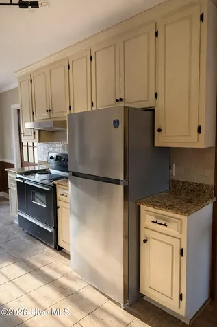 511 S Wilkinson Drive Laurinburg NC 28352