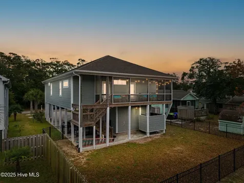 205 NE 59th Street Oak Island NC 28465