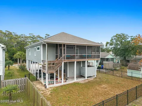 205 NE 59th Street Oak Island NC 28465