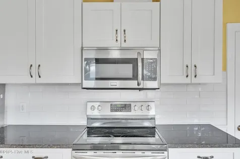 213 Mansfield Parkway Morehead City NC 28557