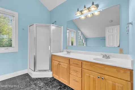213 Mansfield Parkway Morehead City NC 28557