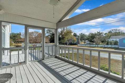 213 Mansfield Parkway Morehead City NC 28557