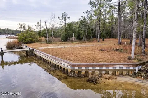 202 Mills Road Oriental NC 28571