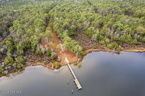 202 Mills Road Oriental NC 28571