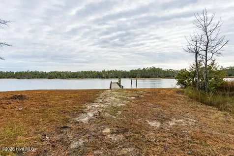 202 Mills Road Oriental NC 28571