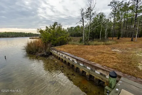 202 Mills Road Oriental NC 28571