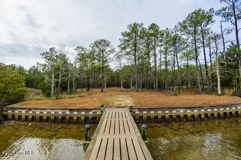 202 Mills Road Oriental NC 28571