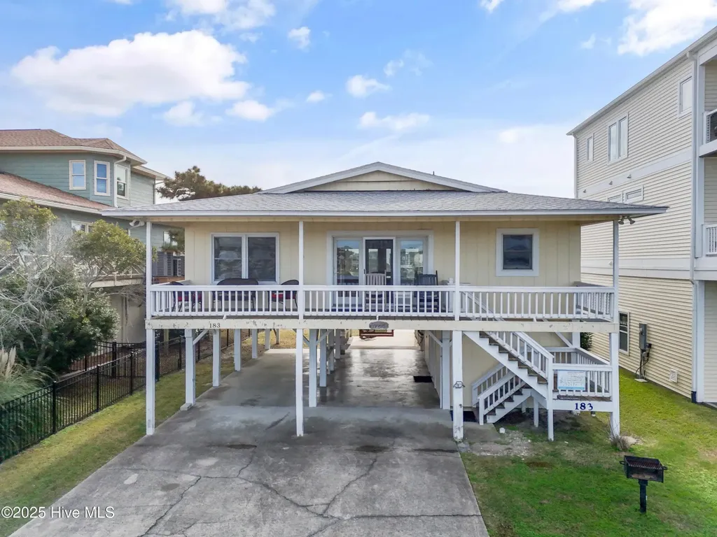 183 High Point Street Holden Beach NC 28462